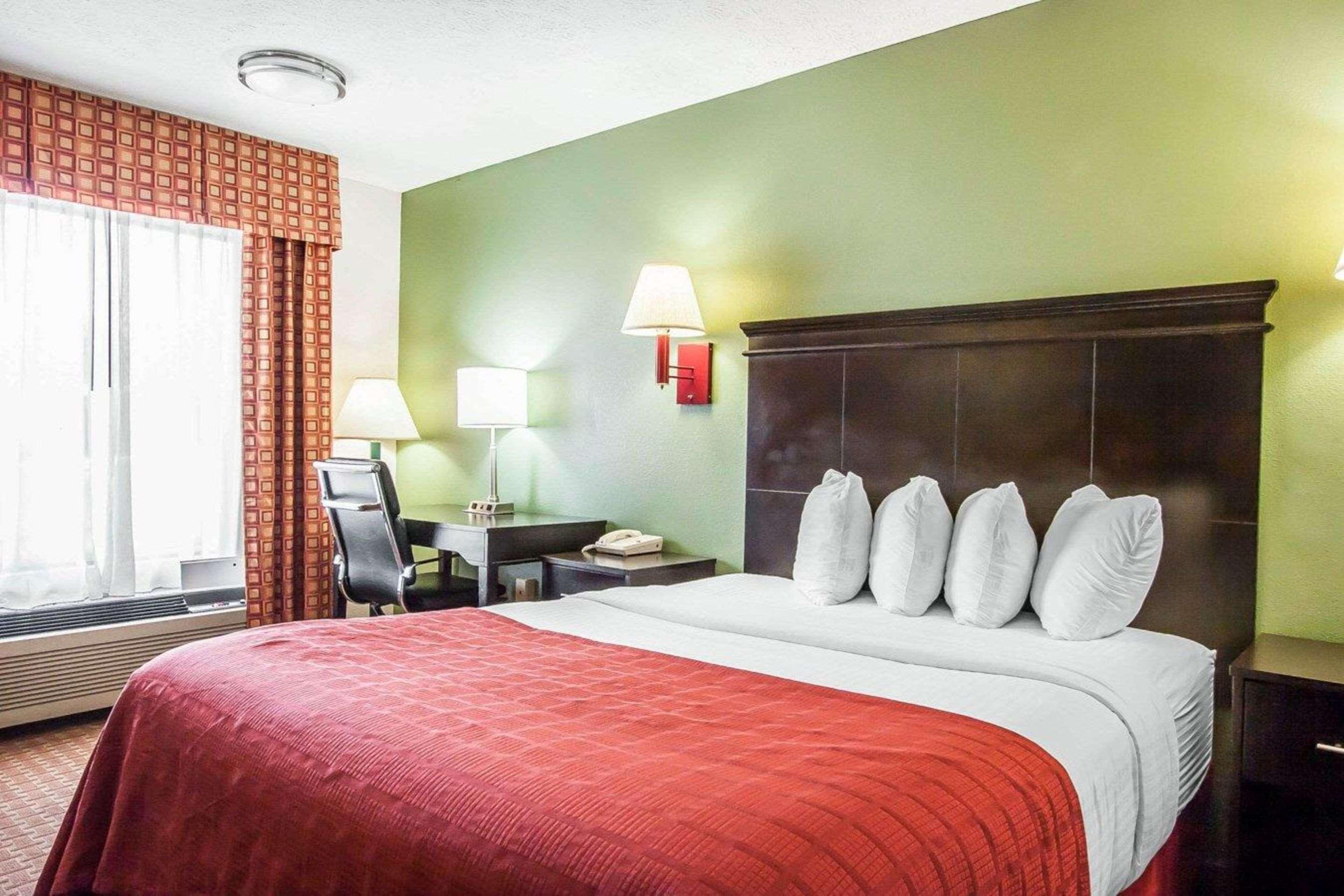 Quality Inn Savannah South Екстер'єр фото