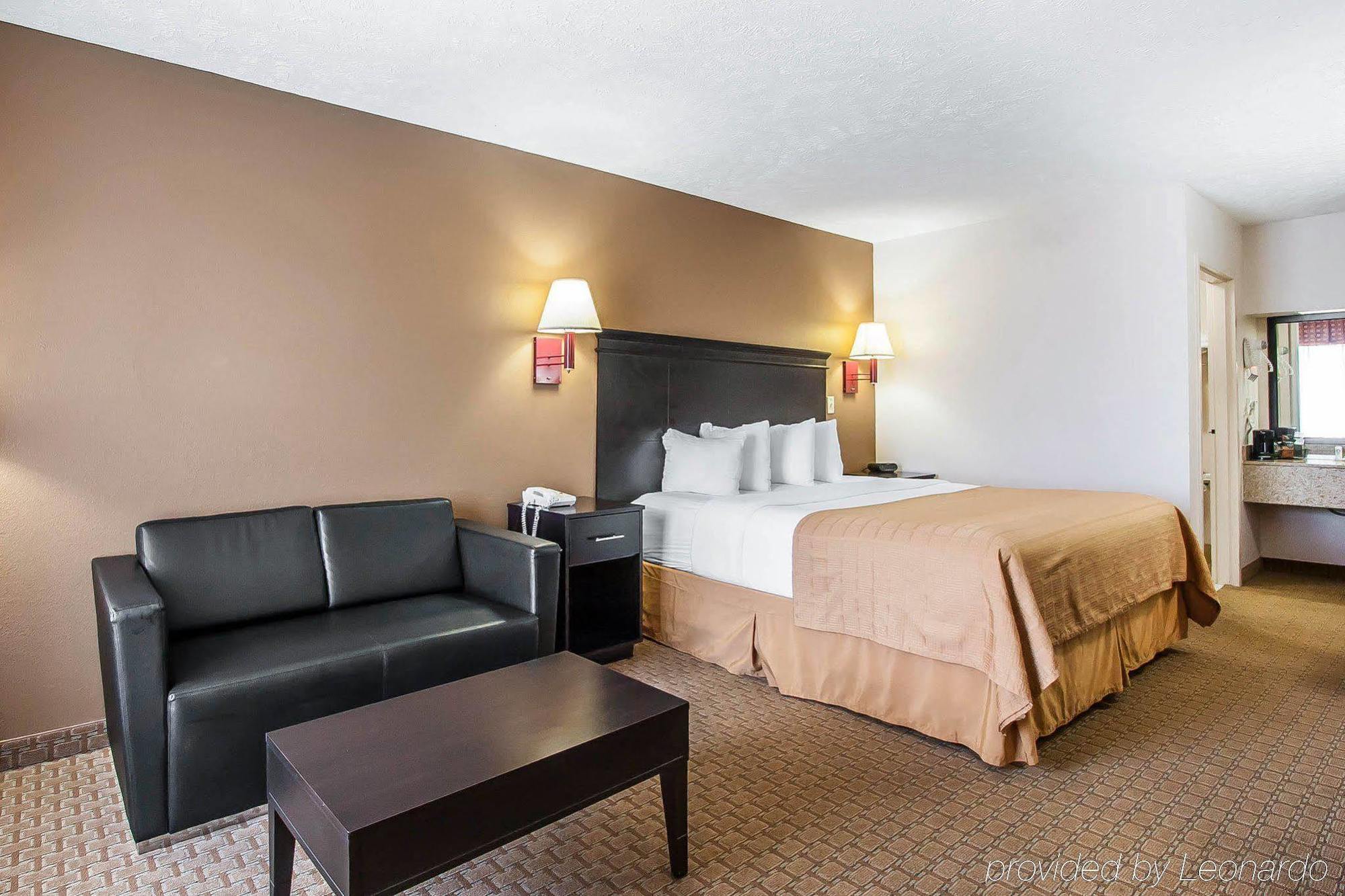 Quality Inn Savannah South Екстер'єр фото
